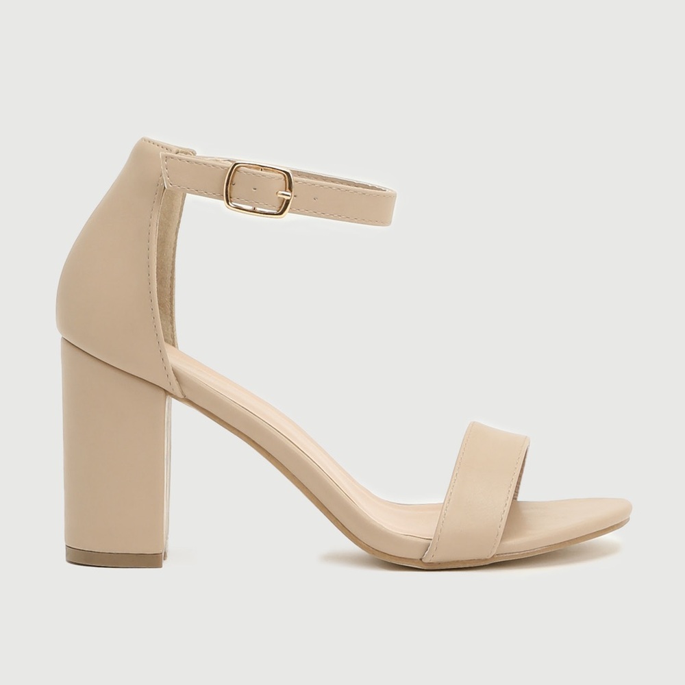New Without Tags Block Heel Beige Sandals